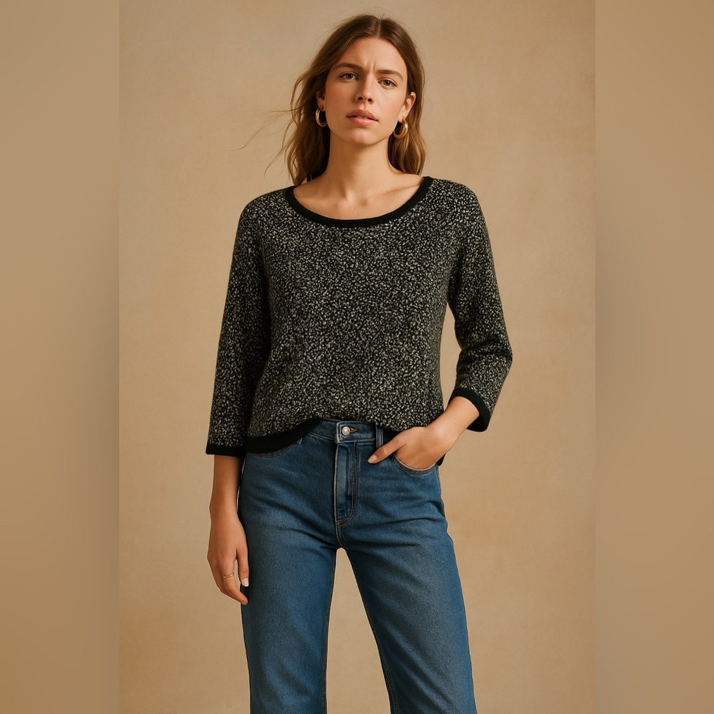 [L] MOTH Sweater anthropologie brand soft 3/4 arm length